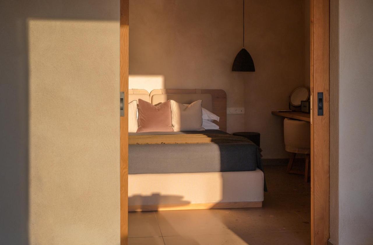 Opuntia Suites Naxos City Екстер'єр фото